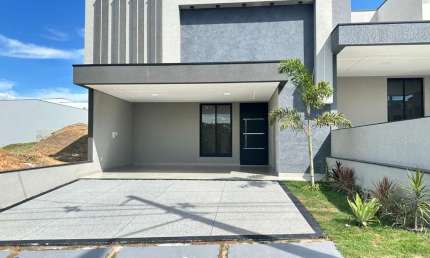 Casa de luxo em condomínio no Loteamento Park Gran Reserve, Indaiatuba-SP: 3 quartos, 3 suítes, 2 salas, 4 banheiros, 4 vagas, 120m².