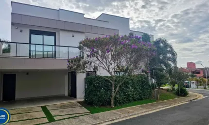 Sobrado à Venda no Condomínio Jardim Residencial Maria Dulce - Indaiatuba/SP