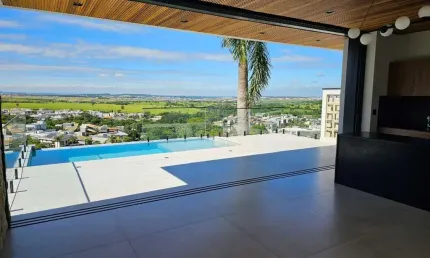 Casa de Alto Padrão à Venda no Jardim Vila Paradiso ? Indaiatuba/SP | 4 Suítes, Piscina com Vista Panorâmica