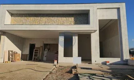 Casa térrea com 3 suítes, escritório, gourmet, piscina e automação no condomínio Dona Maria José ? Indaiatuba