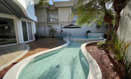 Imóvel de Luxo em Condomínio no Jardim Maison Du Parc, Indaiatuba-SP: 401,20m² de Pura Elegância!