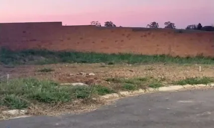 Terreno em condomínio com ótima topografia em indaiatuba