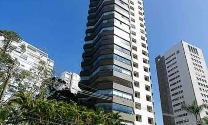 Apartamento de Luxo no Morumbi: 4 Quartos, 2 Suítes, 3 Salas, 5 Banheiros e 4 Vagas de Garagem - 230m²! Venha Conferir!