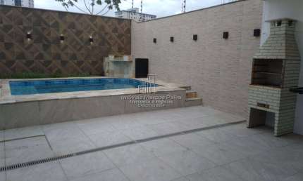 Sobrado com 3 suites e piscina na cidade de Mongaguá!