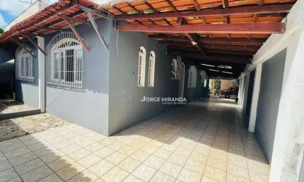 Casa com 3 dormitórios à venda, 170 m² por R$ 750.000,00 - Itapebussu - Guarapari/ES