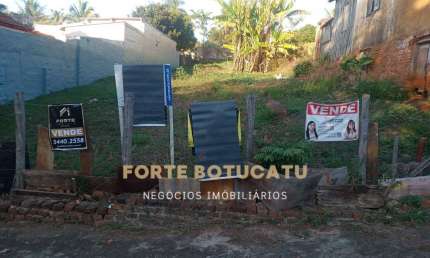 Terreno à venda na Vila Maria, Botucatu 
