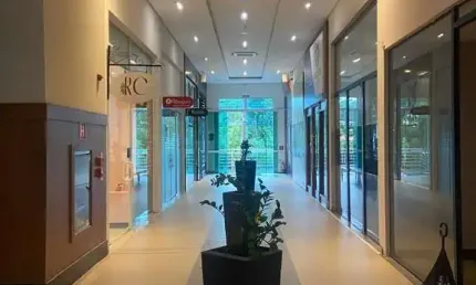 Sala para alugar no bairro chácara floresta - botucatu/sp