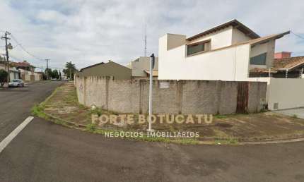 Terreno à venda no Jardim Paraíso, Botucatu 