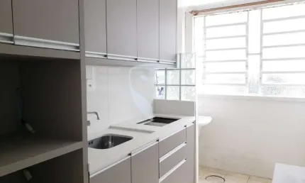 Apartamento com 2 quartos à venda no Jardim América, Caxias do Sul  por R$ 215.000