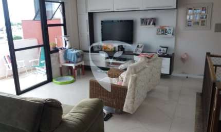 Cobertura com 3 quartos à venda no Petrópolis, Caxias do Sul  por R$ 650.000