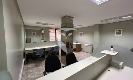 Sala comercial à venda no Centro, Caxias do Sul  por R$ 480.000