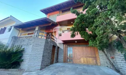 Casa com 4 quartos à venda na Colina Sorriso, Caxias do Sul  por R$ 2.750.000
