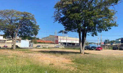 Casa comercial à venda no Jardim Esmeralda, Louveira 