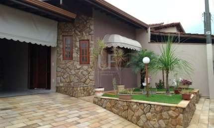 Casa com 3 quartos à venda no Irmãos Chiquetto, Louveira 