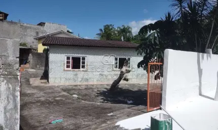 Casa com 2 quartos à venda na Lago Azul, 225, Tapera, Florianópolis por R$ 380.000