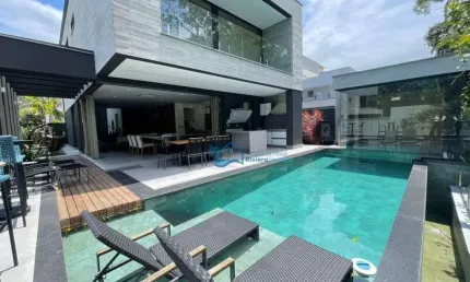 Casa com 5 dormitórios à venda, 350 m² por R$ 7.500.000,00 - Riviera Módulo 24 - Bertioga/SP
