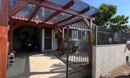 Casa com 2 quartos à venda no Forquilhas, São José 