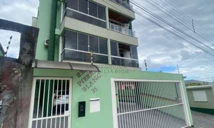 Apartamento à venda no bairro Flor de Nápolis em São José/SC