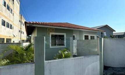 Casa à venda no bairro Ceniro Martins em São José/SC