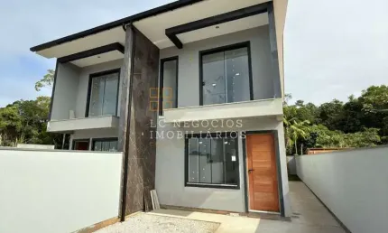 Sobrado à venda no bairro sertão do maruim - são josé/sc