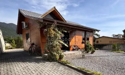 Casa com 2 quartos à venda na Praia de Fora, Palhoça 