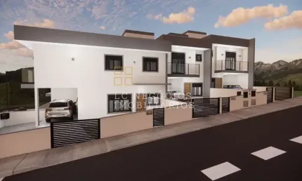 Sobrado à venda no bairro Sertão do Maruim - São José/SC