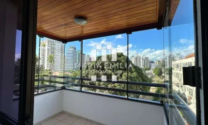 Apartamento à venda em Florianópolis, Centro, com 3 quartos, com 107 m²