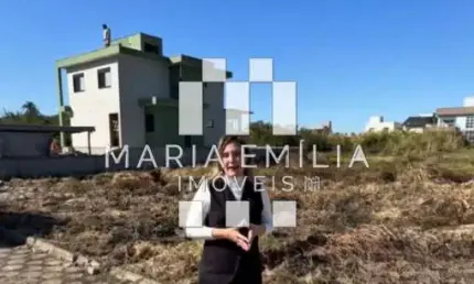Terreno à venda em Florianópolis, Carianos, com 720 m²
