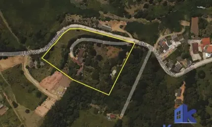 Terreno à venda no Taboleiro Verde, Cotia 