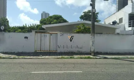 Casa de Esquina com 3 dormitórios, 2 salas terraço em L e quintal à venda,, 117 m² por R$ 850.000 - Bairro dos Estados - João Pessoa/PB