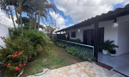 Casa Térrea Ampla com 3 dormitórios, sendo 2 suítes, sala para 2 ambientes terraço ampla à venda por R$ 1.500.000 - Aeroclube - João Pessoa/PB