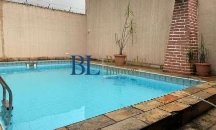 Vende Casa / Sobrado Com Piscina , Rua próximo a Cepam Vila prudente