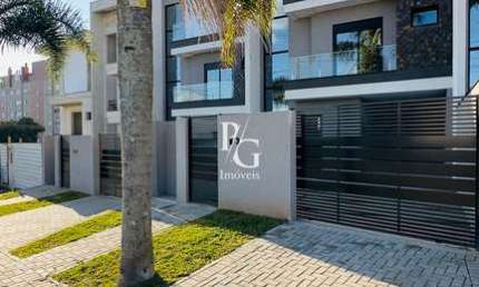 Sobrado com 155M²  3 Suítes e Terraço com vista livre no Centro de Pinhais/PR