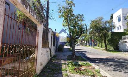 Casa para Venda em Curitiba, Vila Izabel, 4 dormitórios, 1 suíte, 1 banheiro, 2 vagas
