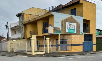 Casa à venda no Sítio Cercado, Curitiba 