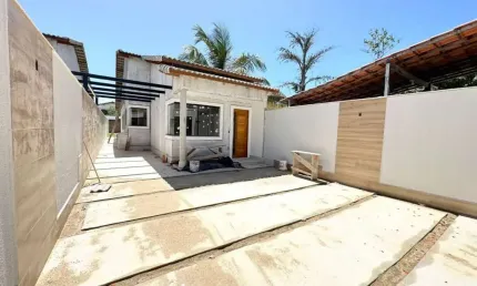 Excelente casa com 3 dormitórios à venda, 120 m² por R$ 570.000 - Itaipuaçu - Maricá/RJ