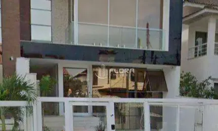 Casa com 3 dormitórios à venda, 280 m² por R$ 3.990.000,00 - Camboinhas - Niterói/RJ