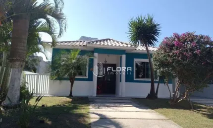 Casa com 3 dormitórios à venda, 137 m² por R$ 680.000,00 - Cajueiros - Maricá/RJ