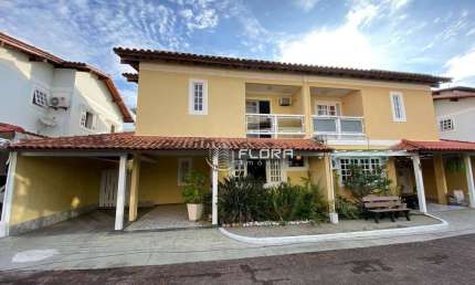 Casa com 3 dormitórios à venda, 130 m² por R$ 1.100.000,00 - Camboinhas - Niterói/RJ