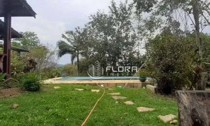 Casa com terreno de 7 mil m² e  4 dormitórios à venda por R$ 675.000 - Caxito - Maricá/RJ