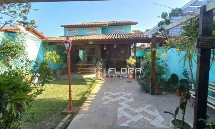 Casa com 2 dormitórios à venda, 110 m² por R$ 575.000,00 - Itaipu - Niterói/RJ