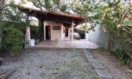 Casa com 3 dormitórios à venda, 170 m² por R$ 560.000,00 - Itaipu - Niterói/RJ