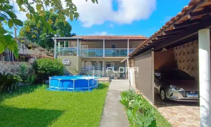 Casa com 3 dormitórios à venda, 262 m² por R$ 990.000,00 - Itaipu - Niterói/RJ