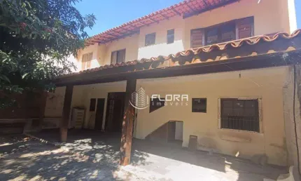 Casa com 3 dormitórios à venda, 130 m² por R$ 800.000,00 - Itaipu - Niterói/RJ