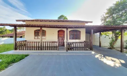 Casa com 2 dormitórios à venda, 67 m² por r$ 380.000 - ubatiba - maricá/rj