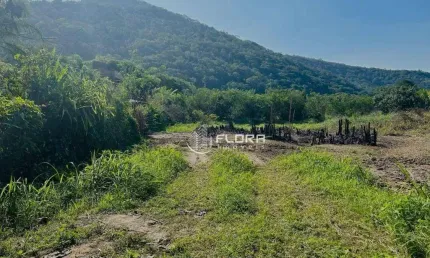 Área à venda, 2400 m² por R$ 300.000,00 - São José de Imbassai - Maricá/RJ