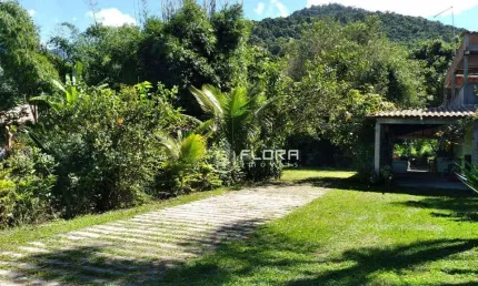 Casa com 3 dormitórios à venda, 200 m² por R$ 600.000,00 - São José de Imbassai - Maricá/RJ