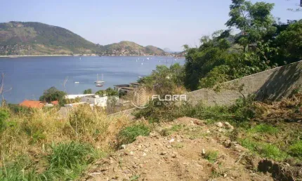 Terreno à venda, 535 m² por R$ 600.000,00 - São Francisco - Niterói/RJ
