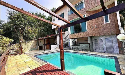 Casa com 4 dormitórios à venda, 218 m² por R$ 2.800.000,00 - Camboinhas - Niterói/RJ