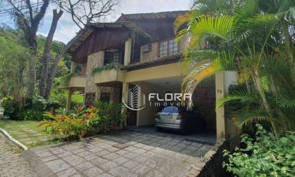 Casa com 4 dormitórios à venda, 350 m² por R$ 1.400.000,00 - Pendotiba - Niterói/RJ